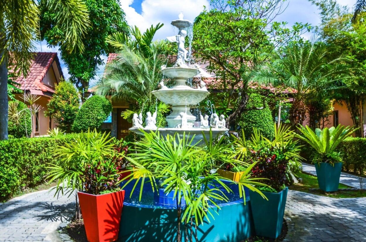 Relax Garden Bungalow Phuket
